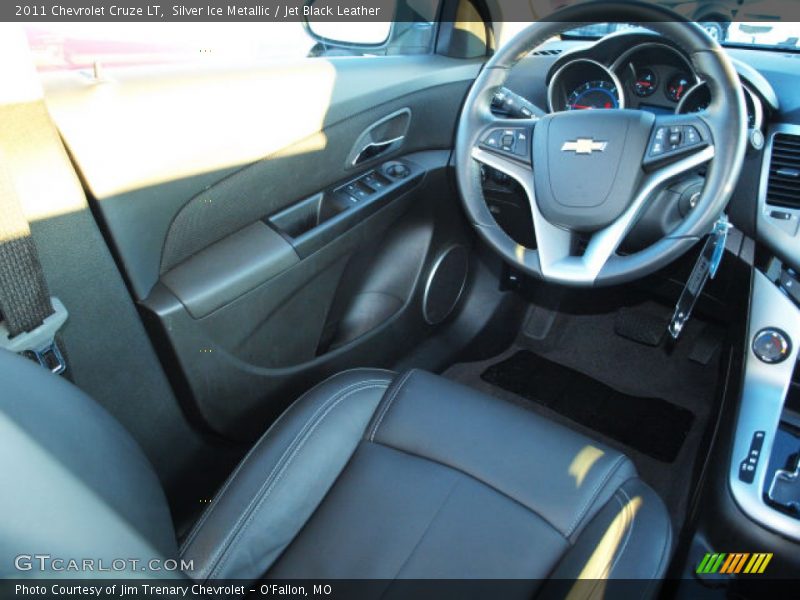 Silver Ice Metallic / Jet Black Leather 2011 Chevrolet Cruze LT