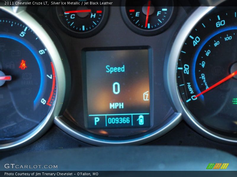 Silver Ice Metallic / Jet Black Leather 2011 Chevrolet Cruze LT