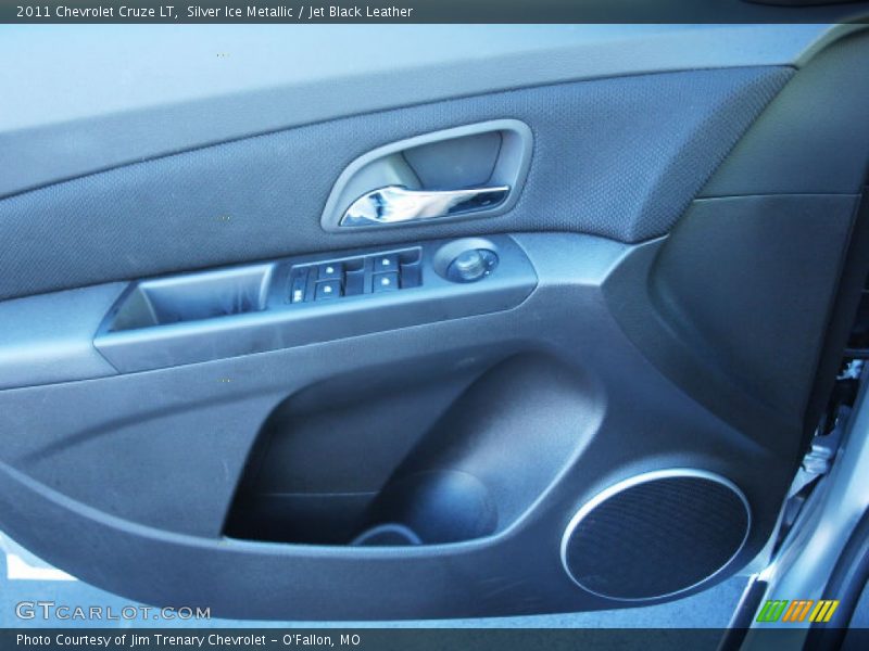 Silver Ice Metallic / Jet Black Leather 2011 Chevrolet Cruze LT