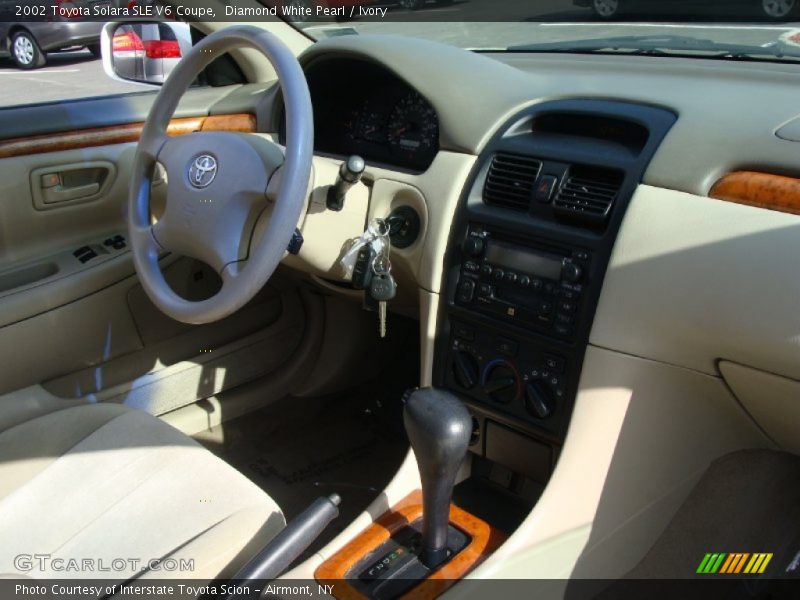 Diamond White Pearl / Ivory 2002 Toyota Solara SLE V6 Coupe