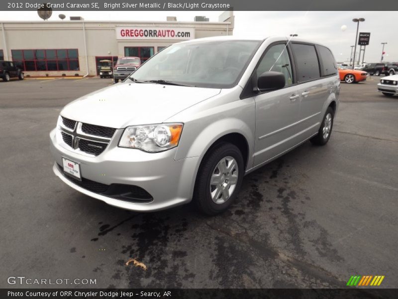 Bright Silver Metallic / Black/Light Graystone 2012 Dodge Grand Caravan SE