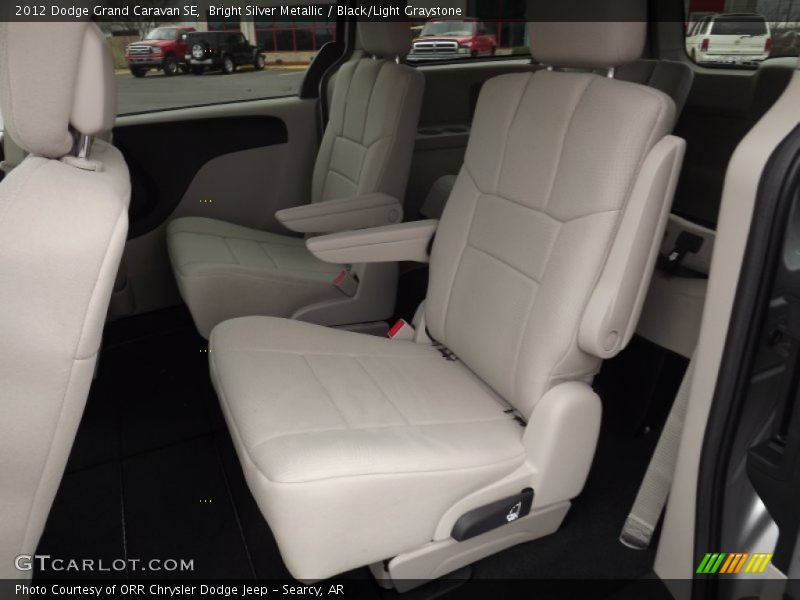 Bright Silver Metallic / Black/Light Graystone 2012 Dodge Grand Caravan SE