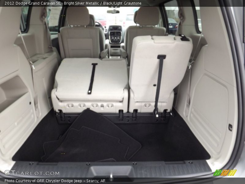 Bright Silver Metallic / Black/Light Graystone 2012 Dodge Grand Caravan SE