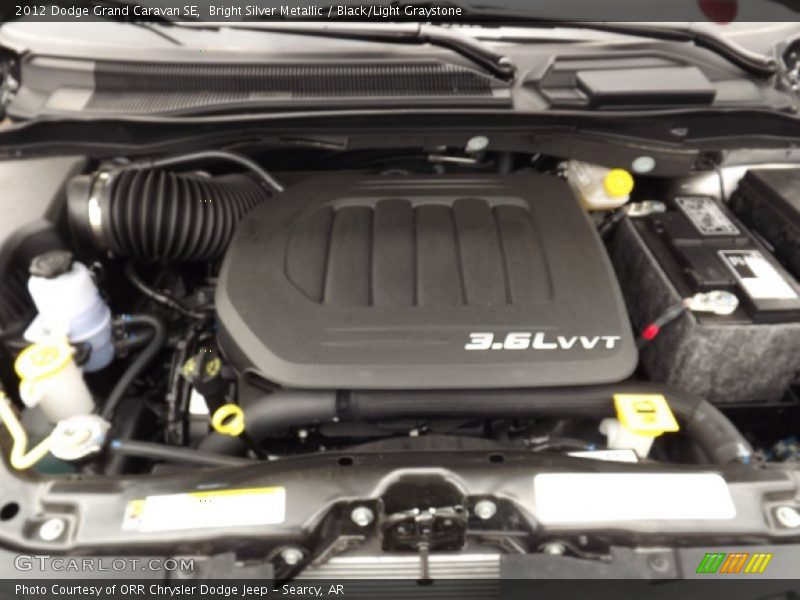 Bright Silver Metallic / Black/Light Graystone 2012 Dodge Grand Caravan SE