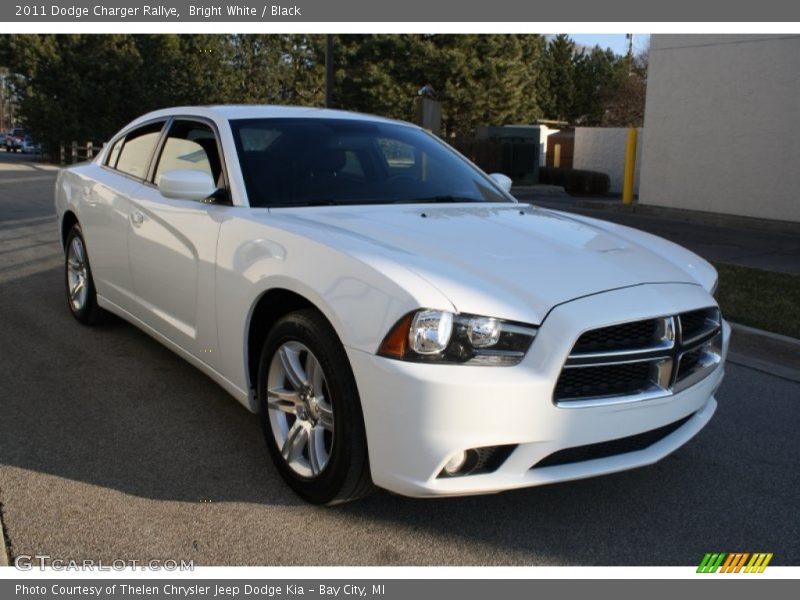 Bright White / Black 2011 Dodge Charger Rallye