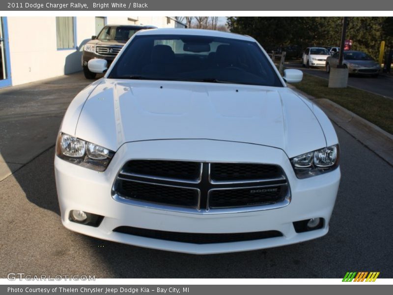 Bright White / Black 2011 Dodge Charger Rallye