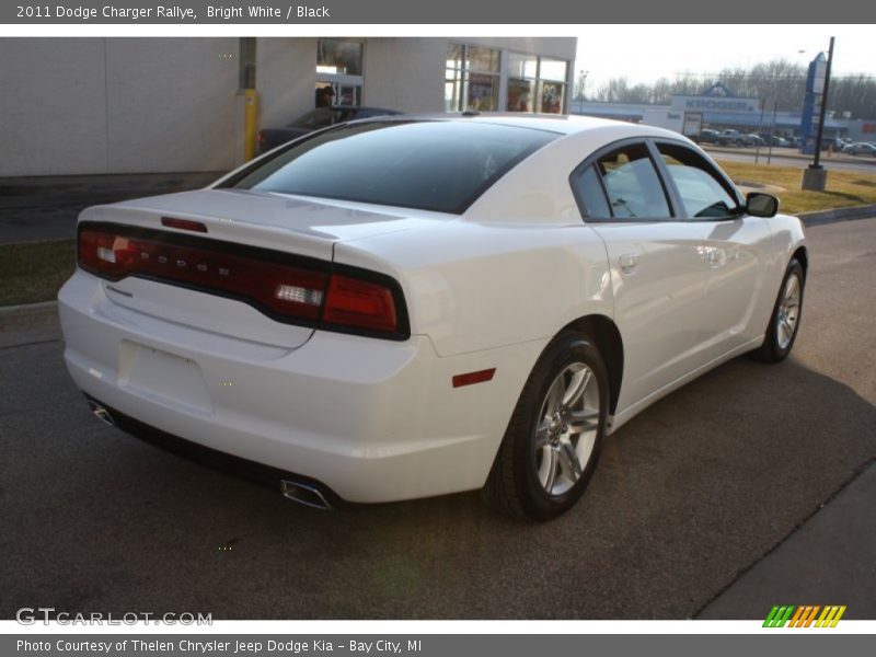 Bright White / Black 2011 Dodge Charger Rallye