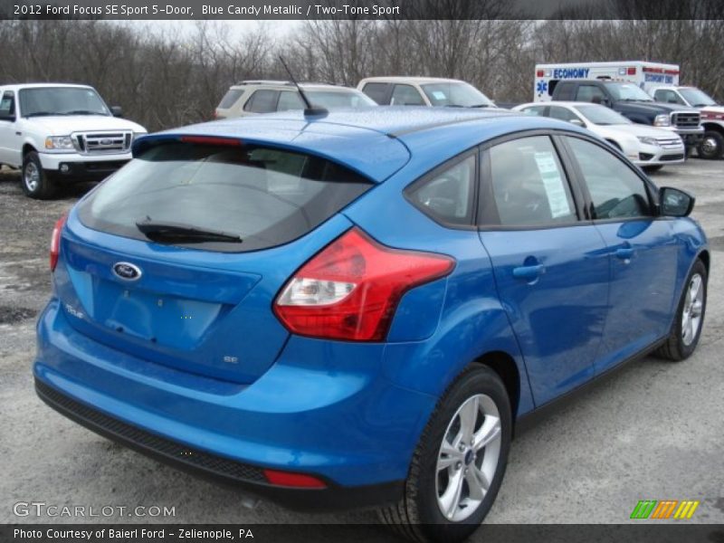 Blue Candy Metallic / Two-Tone Sport 2012 Ford Focus SE Sport 5-Door
