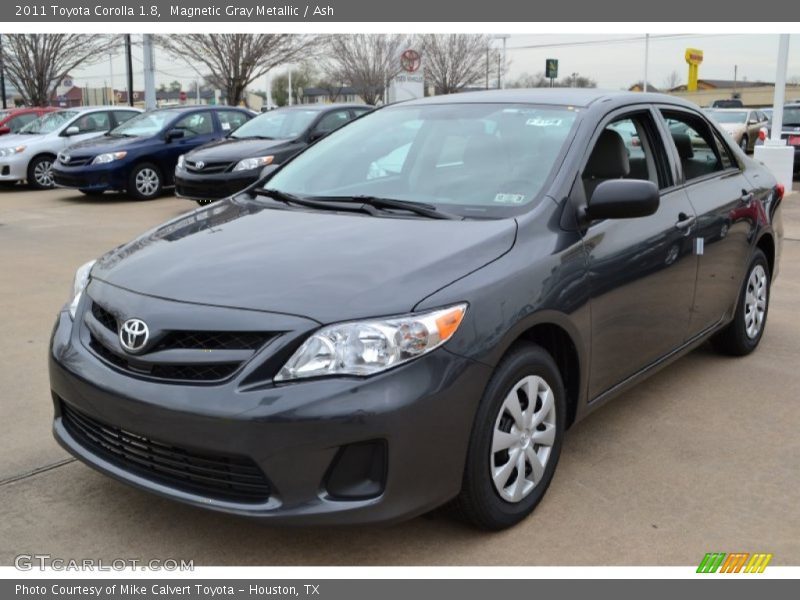 Front 3/4 View of 2011 Corolla 1.8
