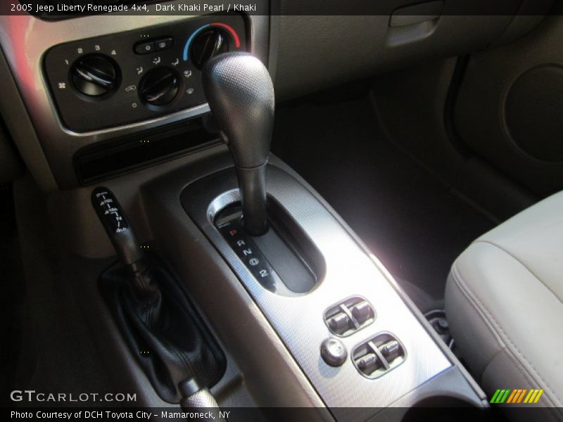 Dark Khaki Pearl / Khaki 2005 Jeep Liberty Renegade 4x4