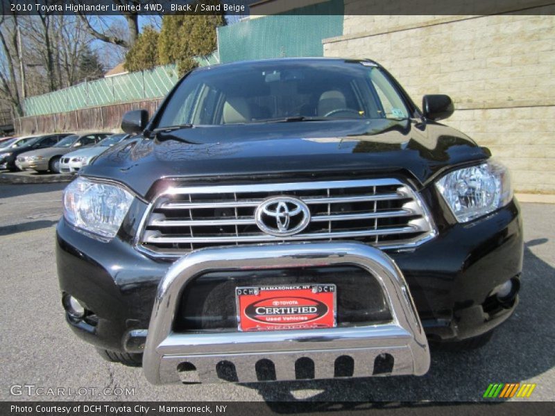 Black / Sand Beige 2010 Toyota Highlander Limited 4WD