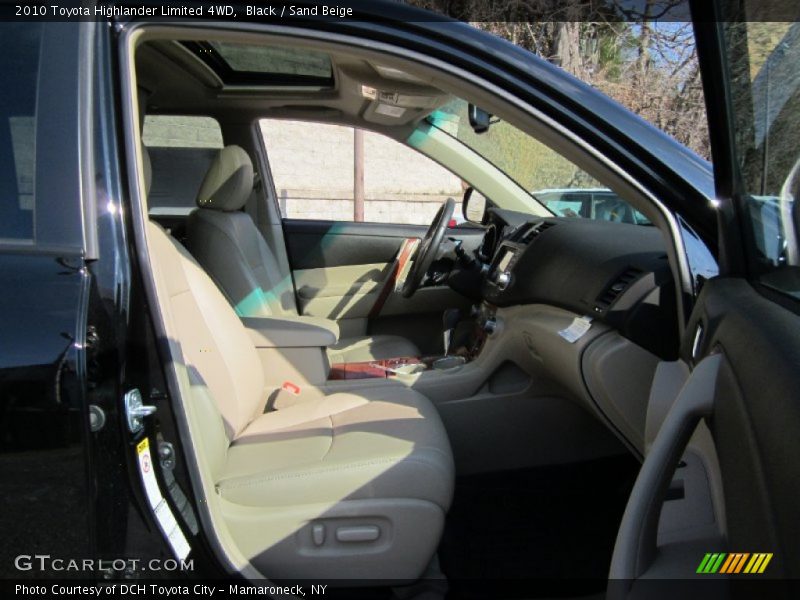 Black / Sand Beige 2010 Toyota Highlander Limited 4WD