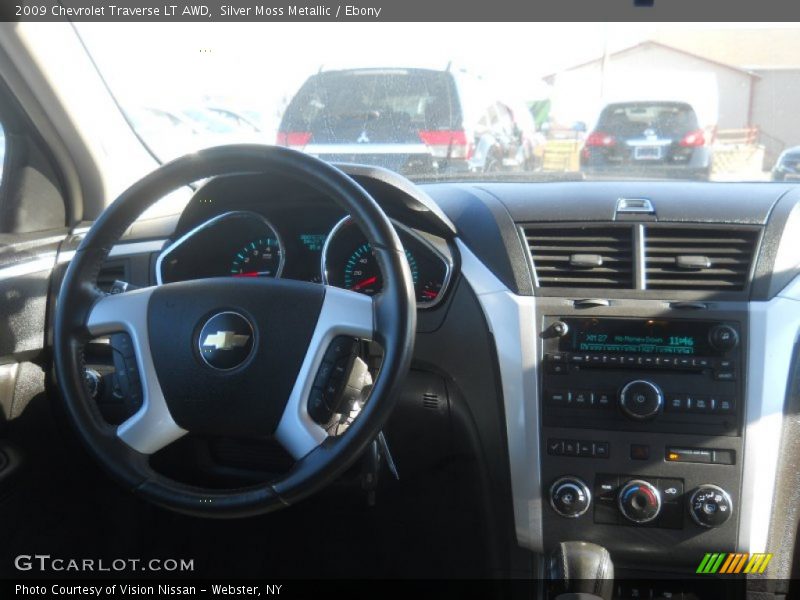 Silver Moss Metallic / Ebony 2009 Chevrolet Traverse LT AWD