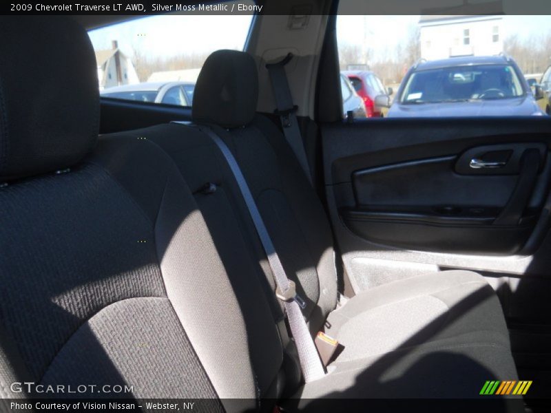 Silver Moss Metallic / Ebony 2009 Chevrolet Traverse LT AWD