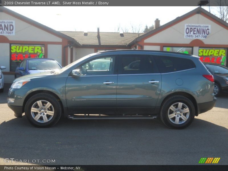 Silver Moss Metallic / Ebony 2009 Chevrolet Traverse LT AWD