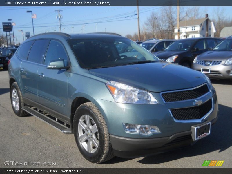 Silver Moss Metallic / Ebony 2009 Chevrolet Traverse LT AWD
