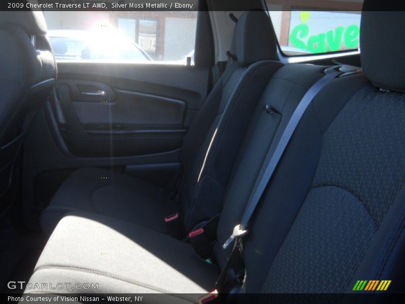 Silver Moss Metallic / Ebony 2009 Chevrolet Traverse LT AWD