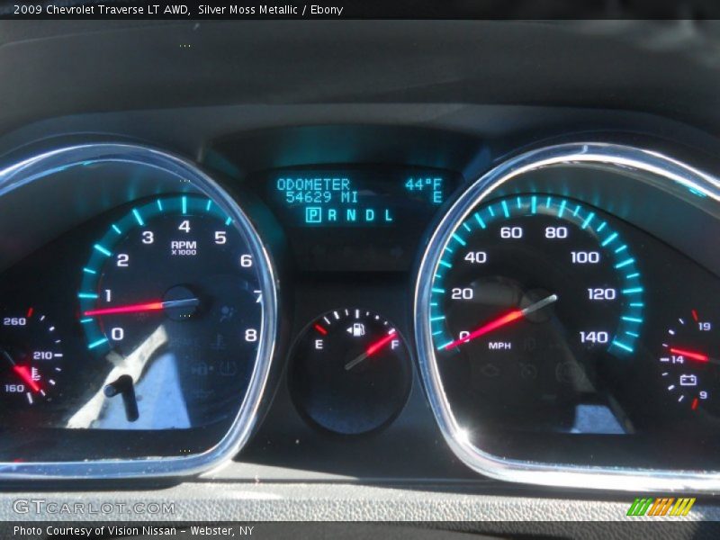 Silver Moss Metallic / Ebony 2009 Chevrolet Traverse LT AWD