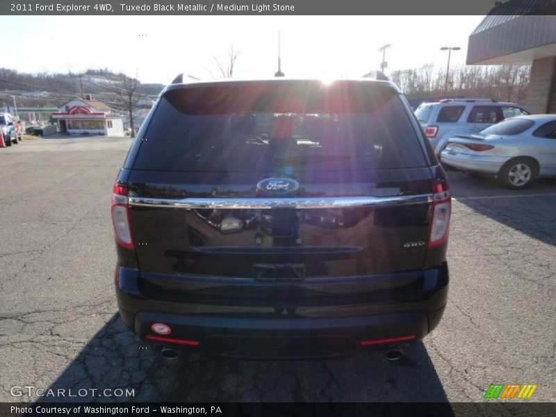 Tuxedo Black Metallic / Medium Light Stone 2011 Ford Explorer 4WD