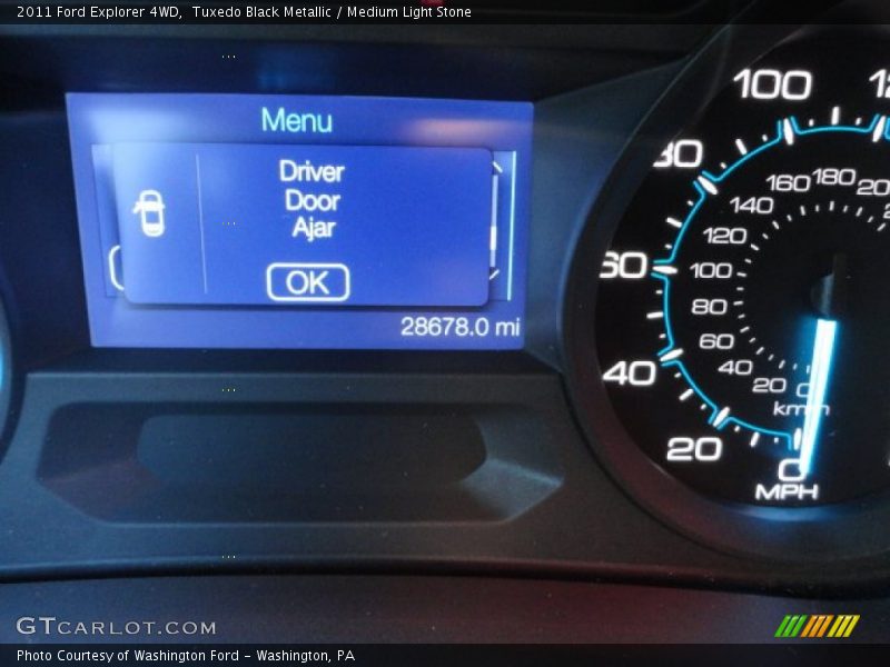 Tuxedo Black Metallic / Medium Light Stone 2011 Ford Explorer 4WD