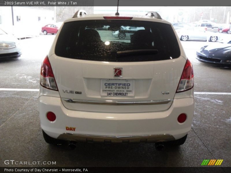 Polar White / Tan 2009 Saturn VUE XR V6