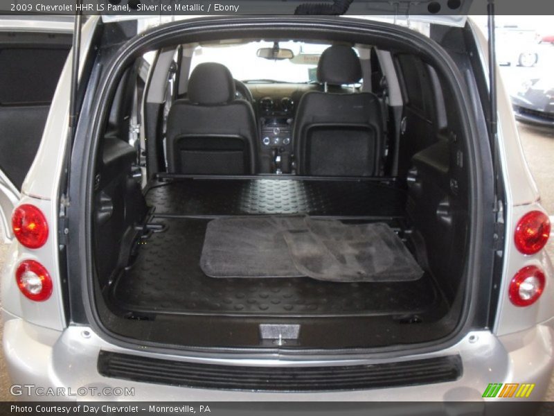 Silver Ice Metallic / Ebony 2009 Chevrolet HHR LS Panel