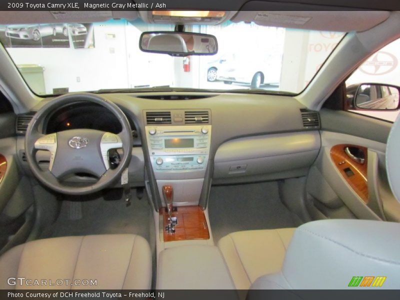 Magnetic Gray Metallic / Ash 2009 Toyota Camry XLE