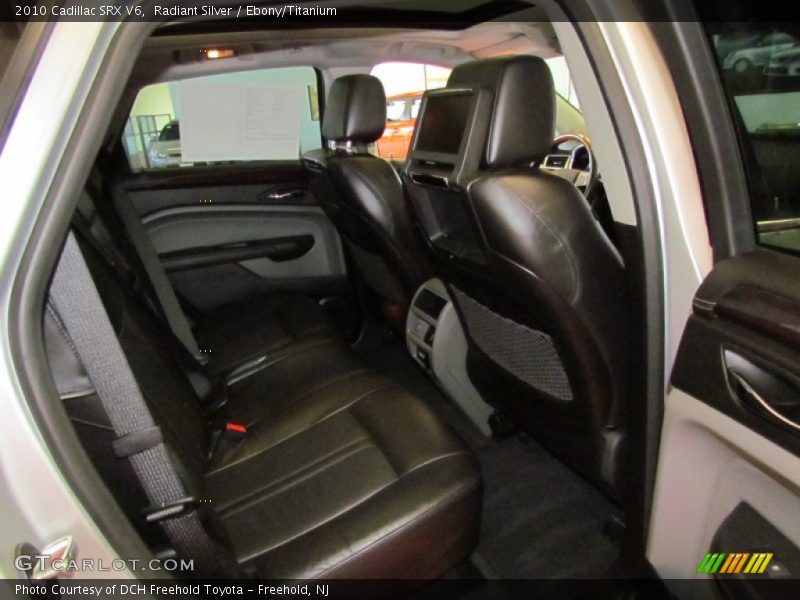 Radiant Silver / Ebony/Titanium 2010 Cadillac SRX V6