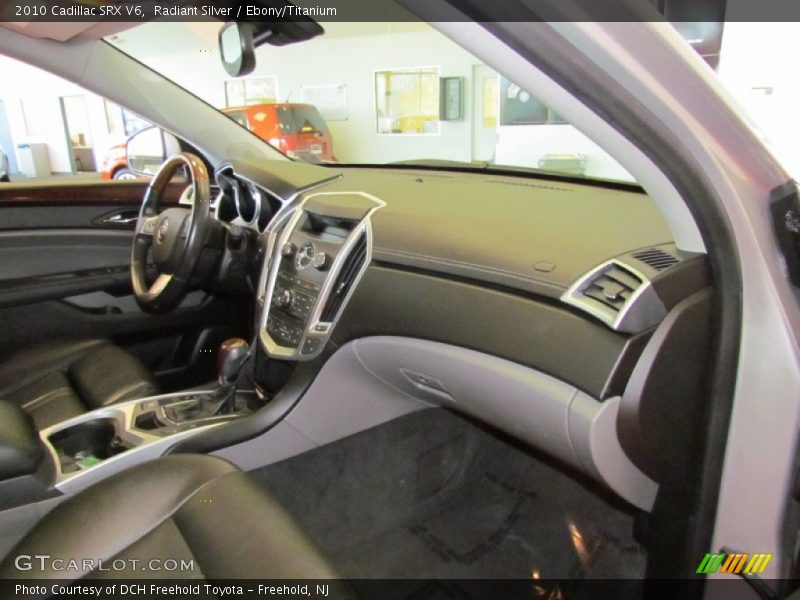 Radiant Silver / Ebony/Titanium 2010 Cadillac SRX V6