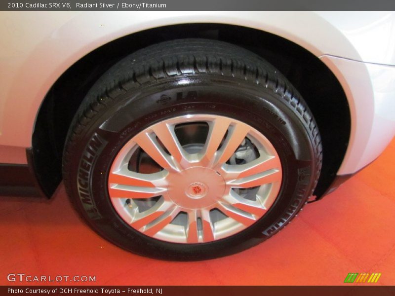 Radiant Silver / Ebony/Titanium 2010 Cadillac SRX V6