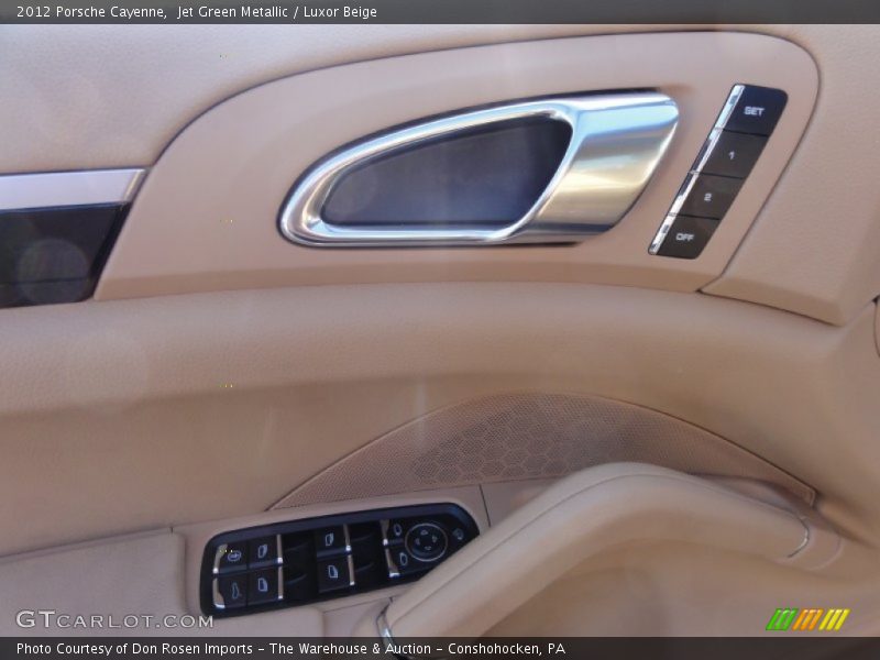 Jet Green Metallic / Luxor Beige 2012 Porsche Cayenne