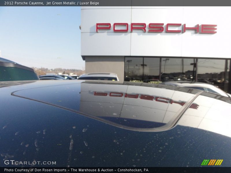 Jet Green Metallic / Luxor Beige 2012 Porsche Cayenne
