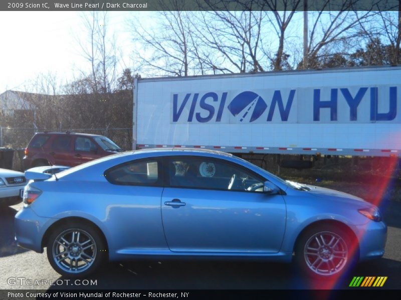 Wave Line Pearl / Dark Charcoal 2009 Scion tC