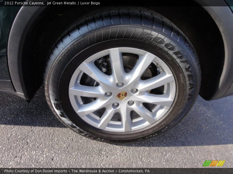 Jet Green Metallic / Luxor Beige 2012 Porsche Cayenne