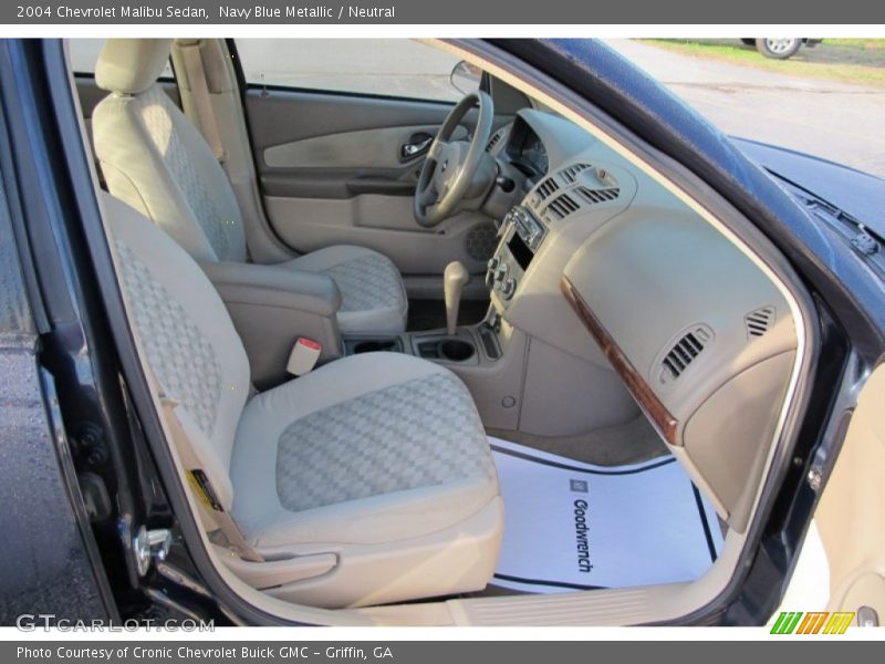 Navy Blue Metallic / Neutral 2004 Chevrolet Malibu Sedan
