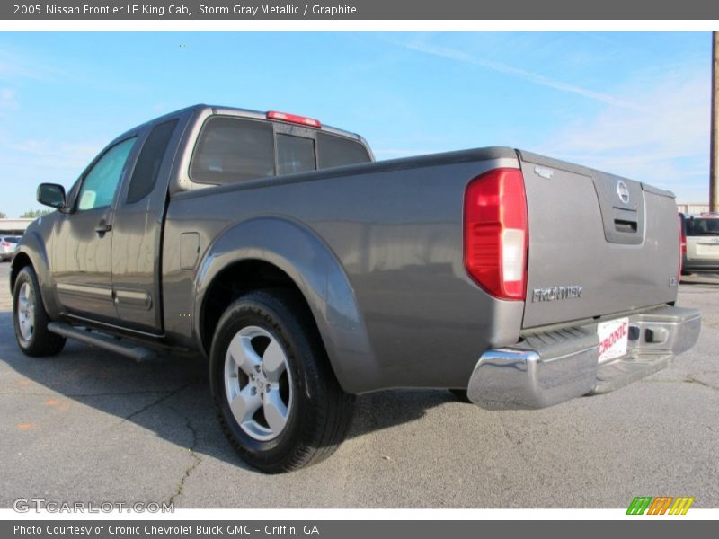 Storm Gray Metallic / Graphite 2005 Nissan Frontier LE King Cab