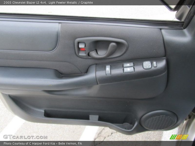 Light Pewter Metallic / Graphite 2003 Chevrolet Blazer LS 4x4