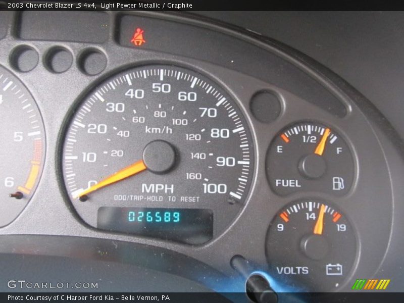 Light Pewter Metallic / Graphite 2003 Chevrolet Blazer LS 4x4