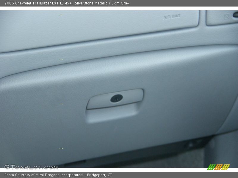 Silverstone Metallic / Light Gray 2006 Chevrolet TrailBlazer EXT LS 4x4