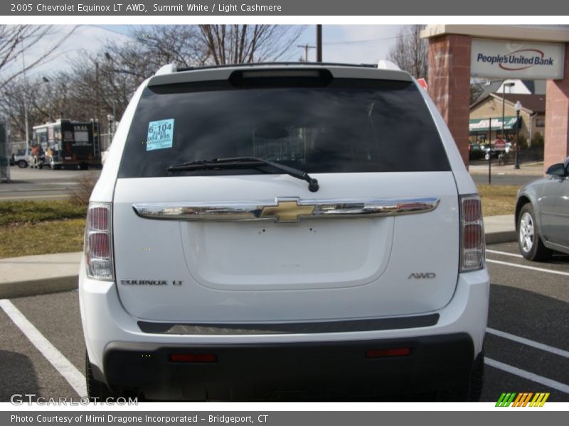 Summit White / Light Cashmere 2005 Chevrolet Equinox LT AWD