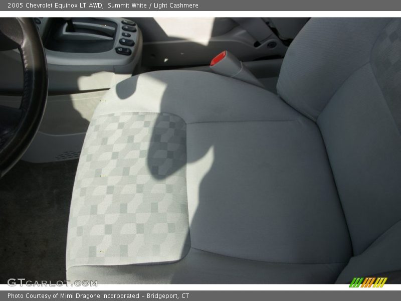 Summit White / Light Cashmere 2005 Chevrolet Equinox LT AWD