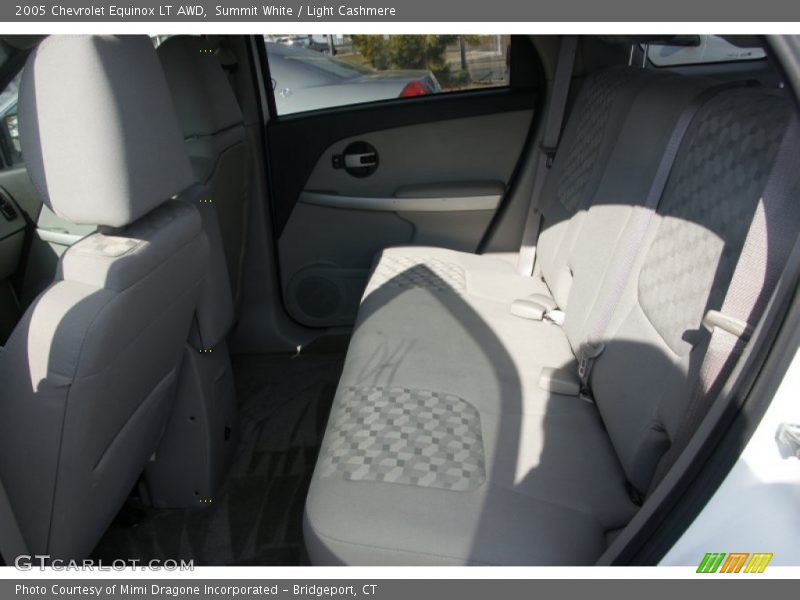 Summit White / Light Cashmere 2005 Chevrolet Equinox LT AWD