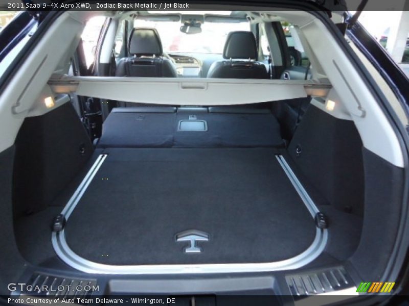  2011 9-4X Aero XWD Trunk