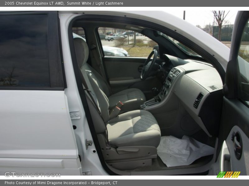 Summit White / Light Cashmere 2005 Chevrolet Equinox LT AWD