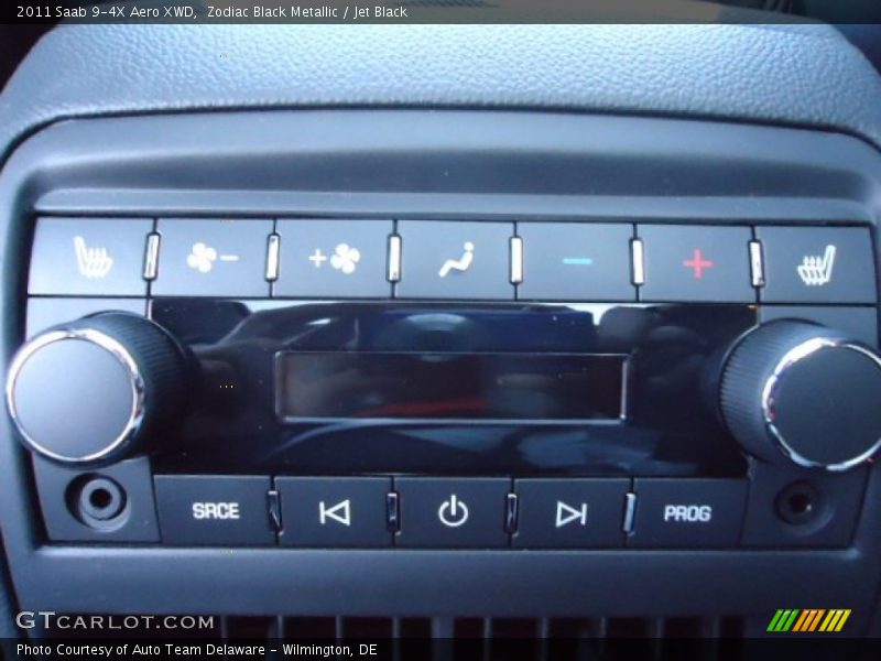 Controls of 2011 9-4X Aero XWD