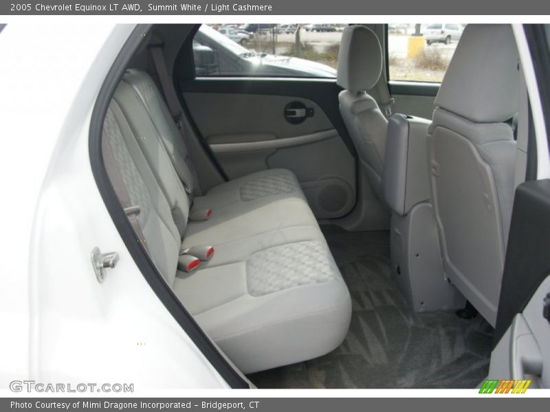 Summit White / Light Cashmere 2005 Chevrolet Equinox LT AWD