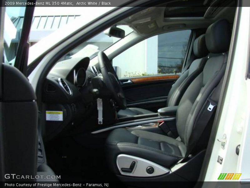 Arctic White / Black 2009 Mercedes-Benz ML 350 4Matic