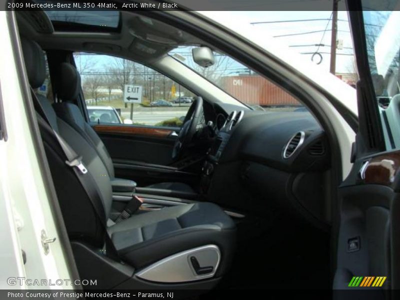 Arctic White / Black 2009 Mercedes-Benz ML 350 4Matic