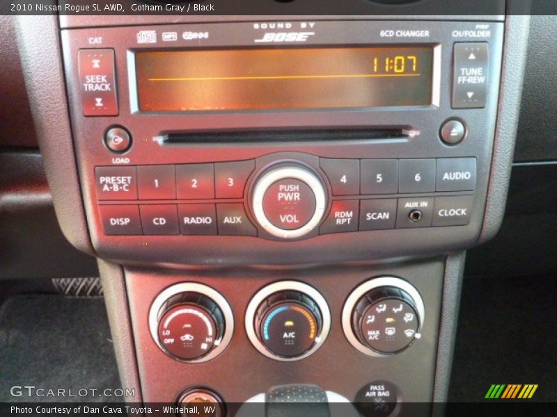 Gotham Gray / Black 2010 Nissan Rogue SL AWD