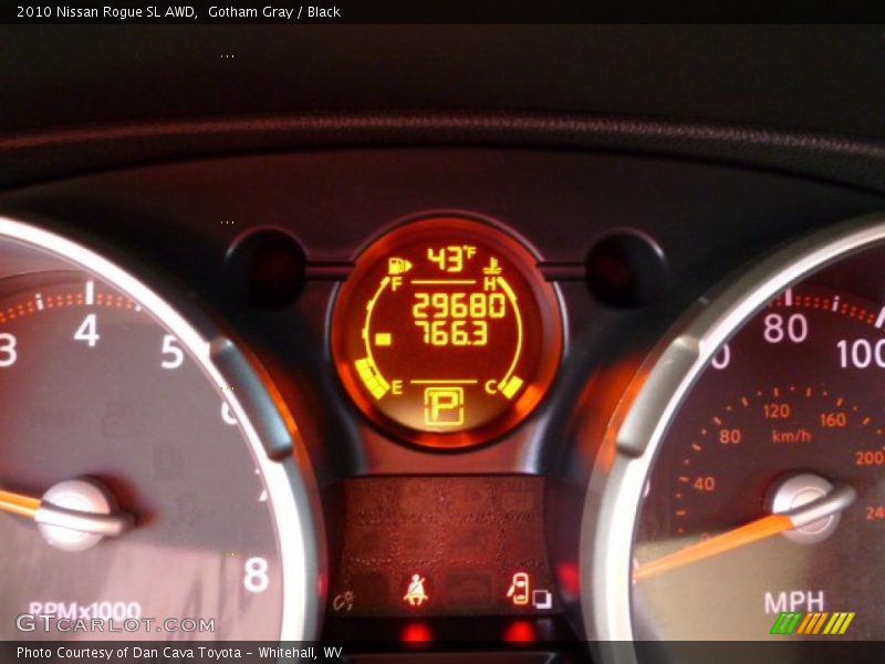 Gotham Gray / Black 2010 Nissan Rogue SL AWD